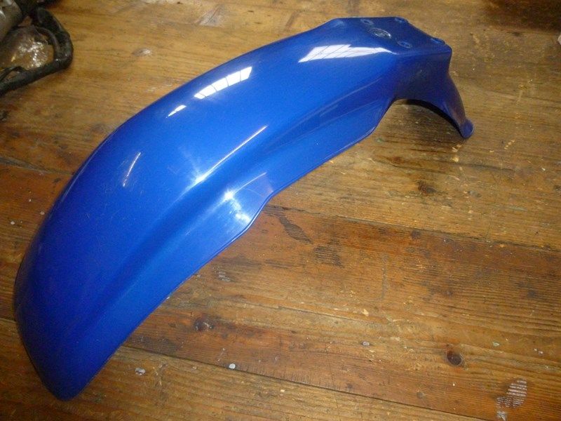 Garde boue avant Suzuki DRSE 125 (SF44A)