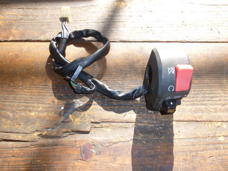 Commodo droit Yamaha 900 XJS Diversion 1995-2001 (4KM)