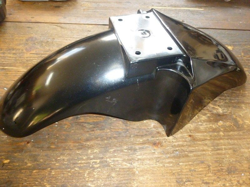 Garde boue avant Suzuki 500 GSE 