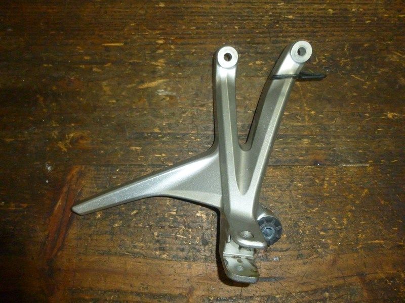 Platine arrière droite Honda VFR 1200 FA 2010-2011