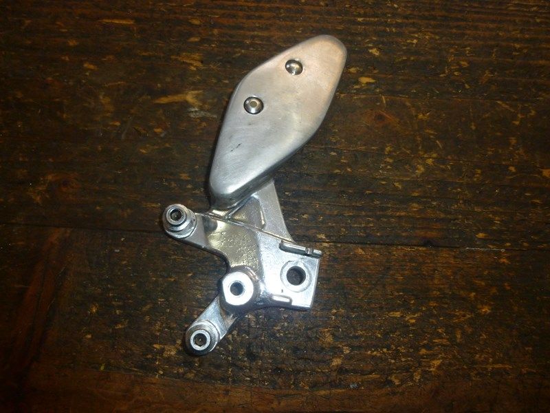 Platine avant gauche Yamaha 1000 YZF (4VE) 1996-2000