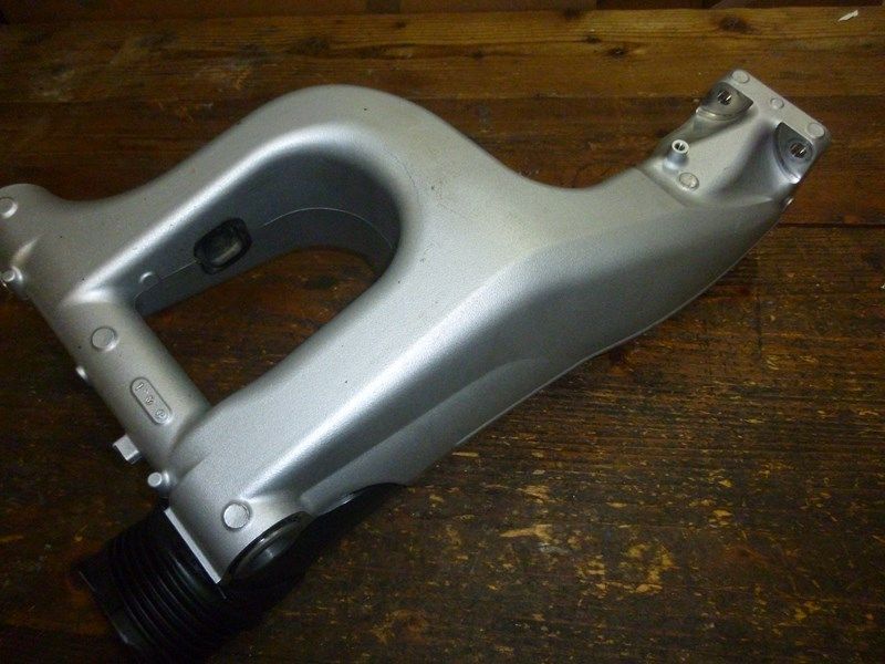 Bras oscillant de Honda VFR 1200 FA