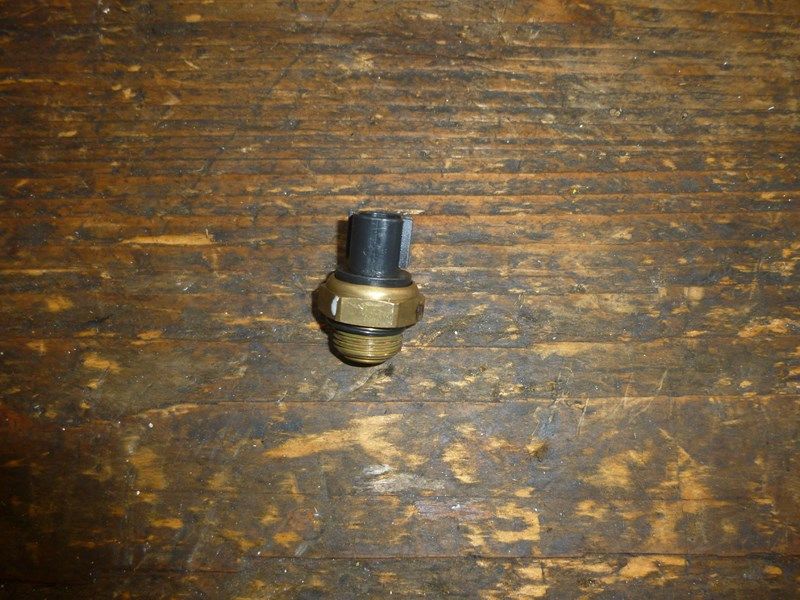 Sonde de radiateur Suzuki 600 GSXR 2004-05
