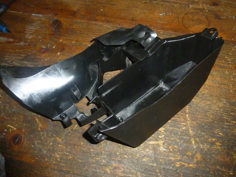 Boitier de batterie Kawasaki ER6 N/F 2012-2016 (35023-0309)