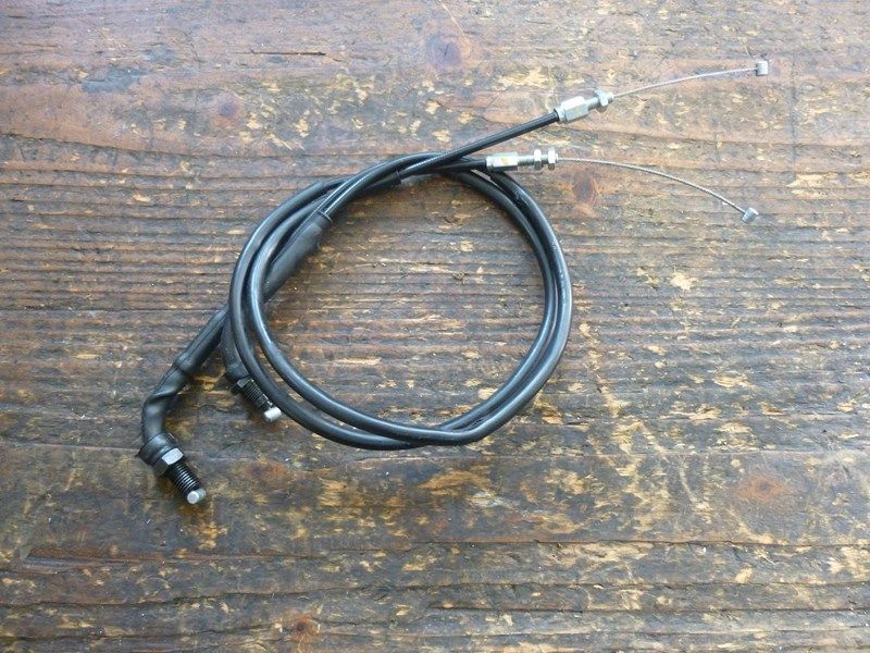 Jeu de deux câbles de gaz Honda VFR 1200 FA 2010-2011