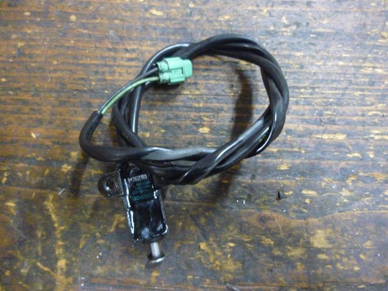 Contacteur de béquille latérale Suzuki 500 GSE (GM51A) 1989-99