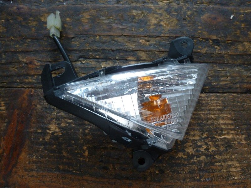 Clignotant avant droit Kawasaki ZZR 1400 2006-2011