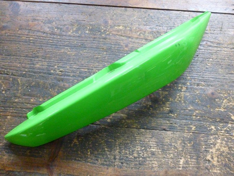 Cache latéral droit Kawasaki ER6 N 2006-2008 (36040-0038)