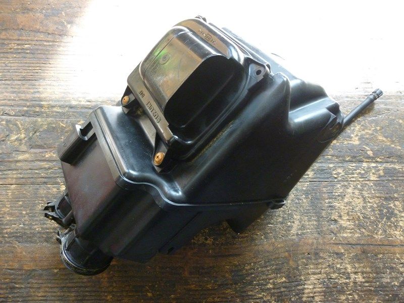 Boitier de filtre à air Suzuki XF 650 Freewind