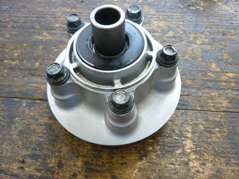 Porte couronne Suzuki SV 650 2003-2007