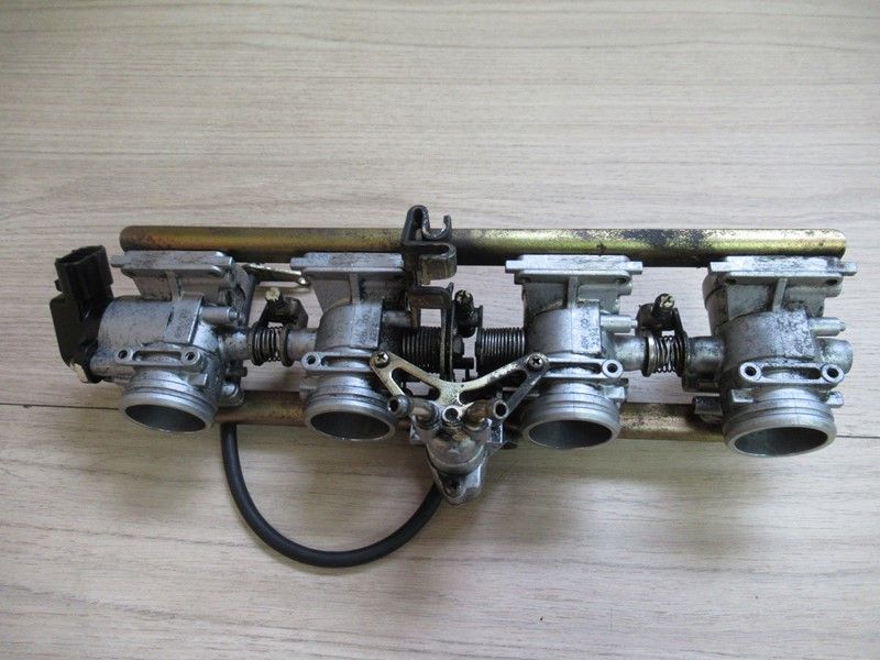Corps de papillon Yamaha GTS1000 1993-1998
