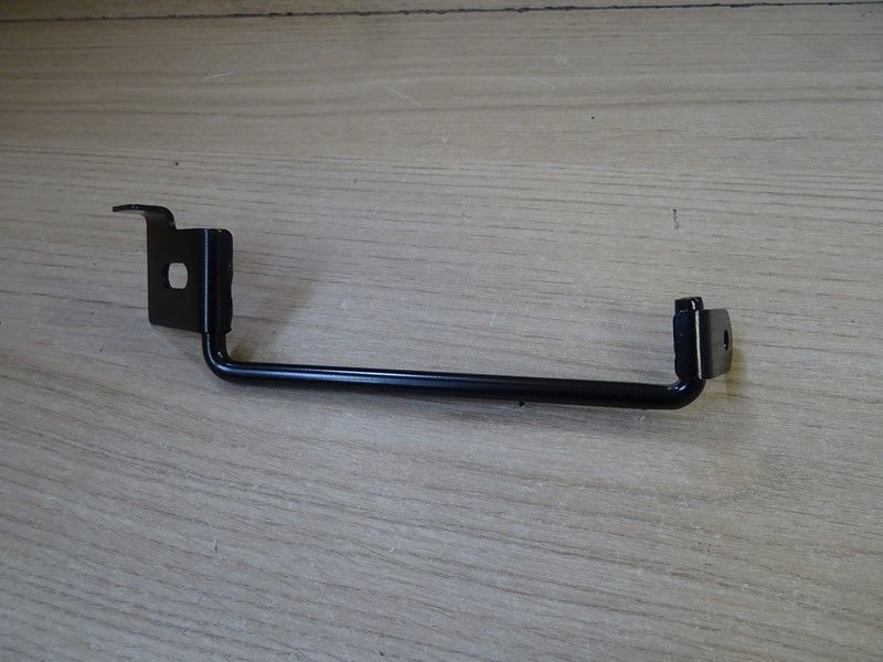 Patte gauche de pare choc arrière TGB Blade 250,325,425,550 (512017)