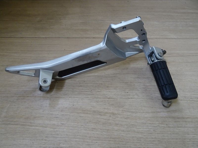 Platine avant droite Yamaha FJR 1300 2006-2008