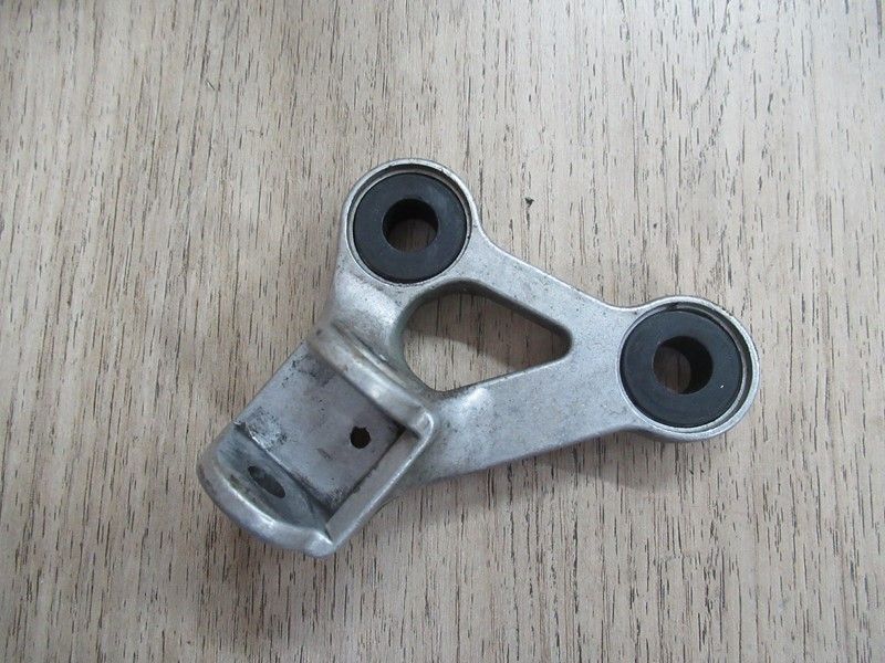 Platine avant gauche Honda 1000 CBR (SC25) 1989-1992