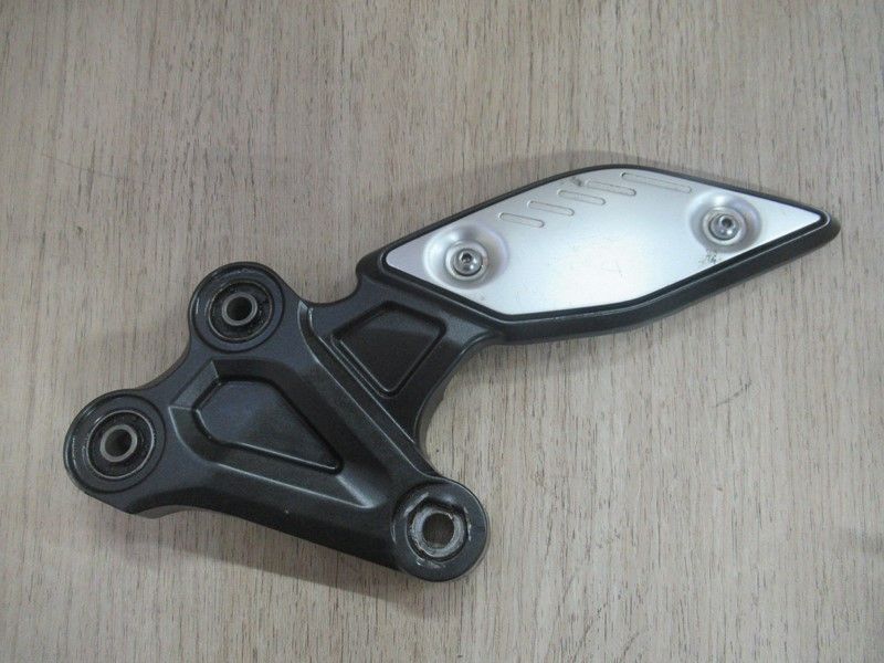 Platine avant gauche Yamaha FZ8 2011-2015