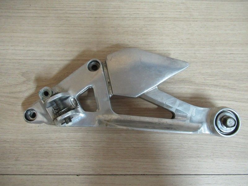 Platine repose-pied avant gauche Yamaha XJ600N/S Diversion 1998-2002