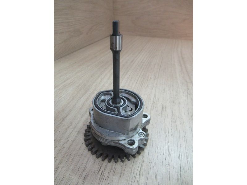 Pompe à huile Suzuki 600 GSR