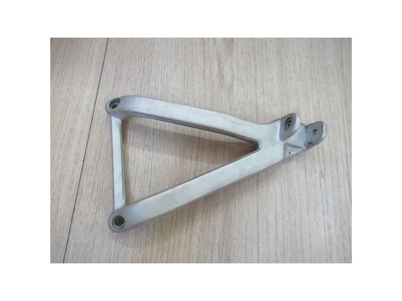 Platine repose-pied arrière droit Ducati 749/999 2003-2006
