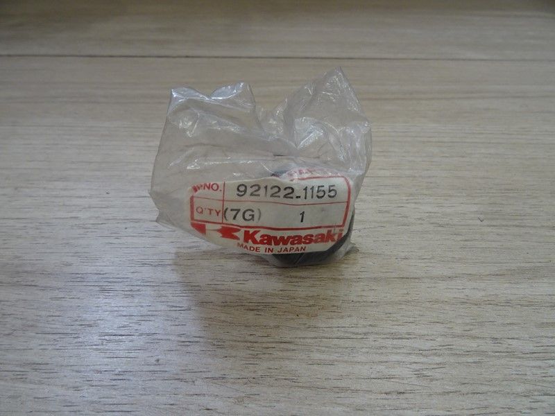 Entretoise cadre Kawasaki KX100/KX80 1988-1990 (92122-1155)