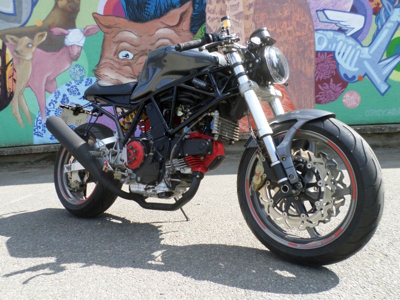 Superbe et unique Ducati 900 SSIE 2003