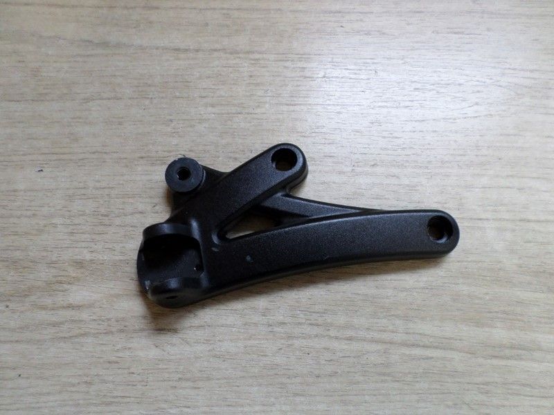Platine avant gauche DUCATI 1200 DIAVEL 2011/2014 type G100AA