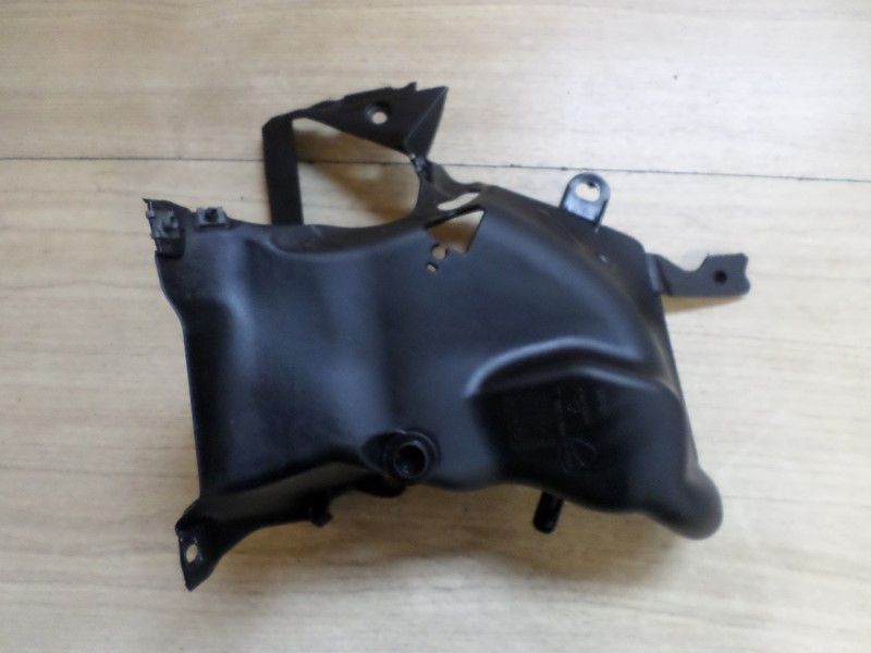 Convoyeur d'air droit DUCATI 1200 DIAVEL 2011/2014 type G100AA