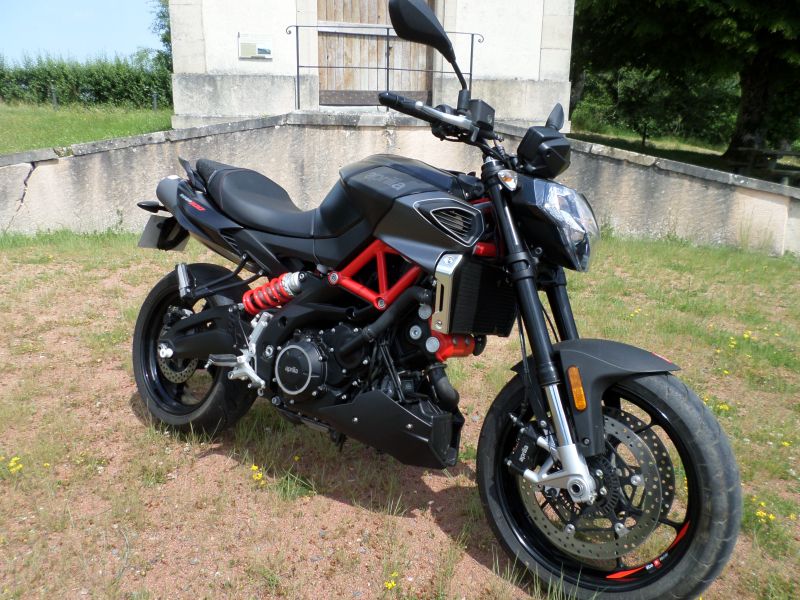 Très belle Aprilia 900 Shiver ABS