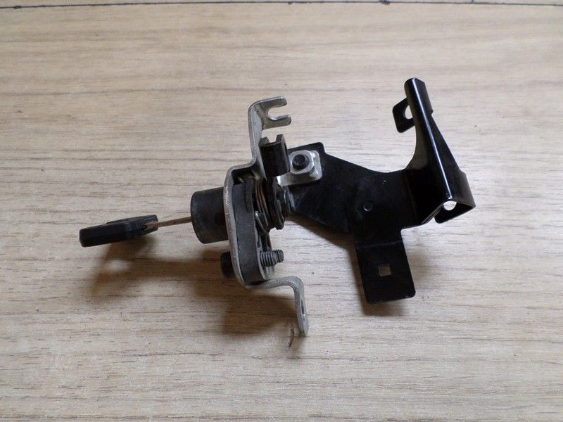 Serrure de selle Kawasaki ER6 N ER650CCD 2009/2011