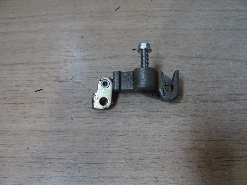 Crochet de verrouillage de selle Honda 650 Deauville RC47 1998/2001