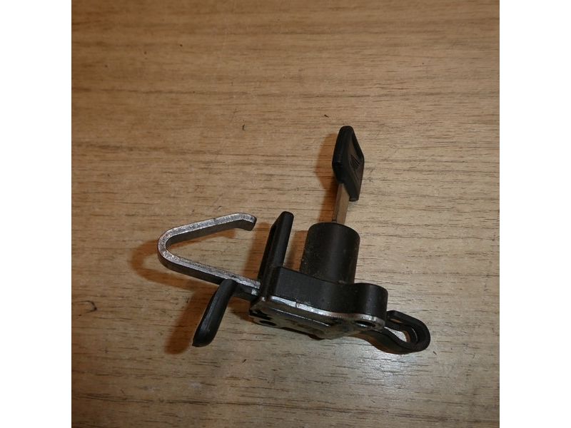 Serrure de selle Honda CB 1000 F Big One Sc30 1993 à 1996