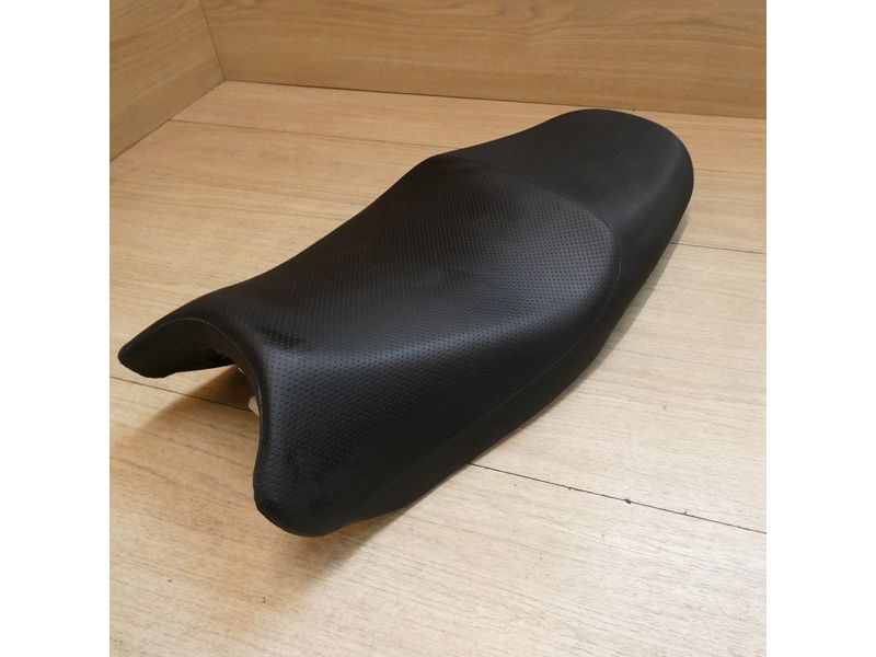 Selle Suzuki GSF 1200 Bandit 2001 à 2005 JS1A9