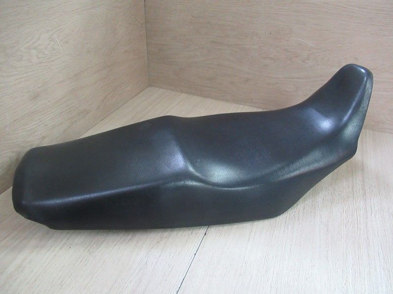 Selle Suzuki 500 GSE (GM51A) 1988-1999  (45100-01D00)
