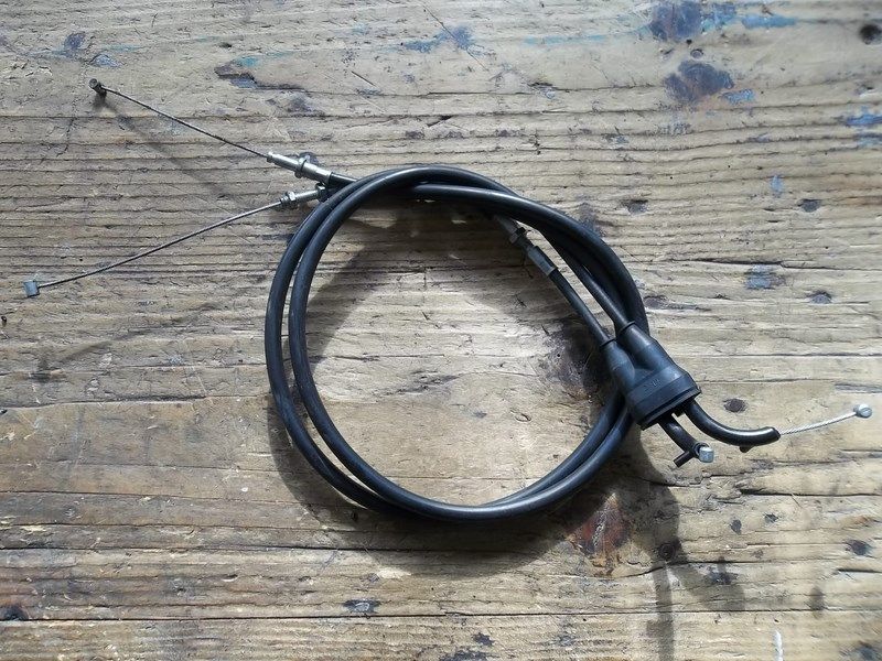 Jeu de cables de gaz Yamaha 850 TDM (4TX)