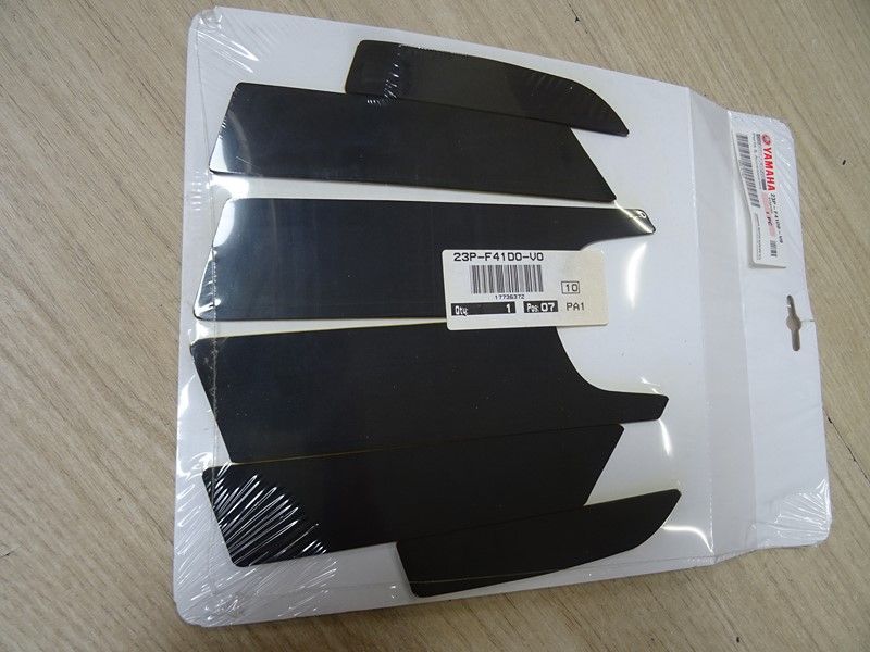 Protection latérales de réservoir Yamaha 1200 XTZ Super tenere 2014/2017 (23P-F41D0-V0)