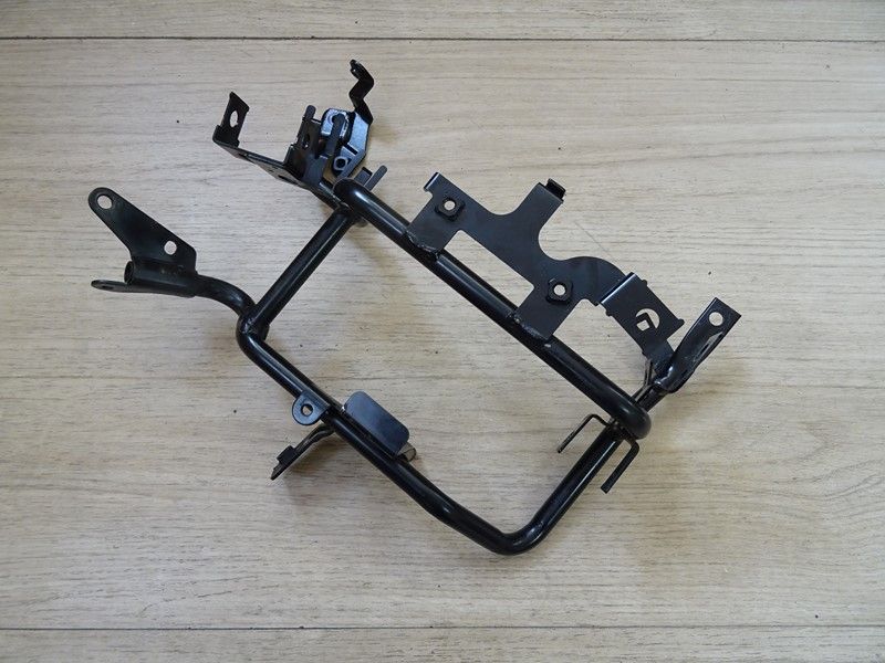 Support bac à batterie Yamaha FJR 1300 2006-2008