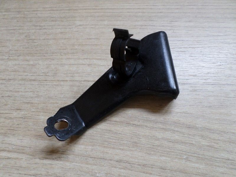 Support radiateur gauche DUCATI 1200 DIAVEL 2011/2014 type G100AA