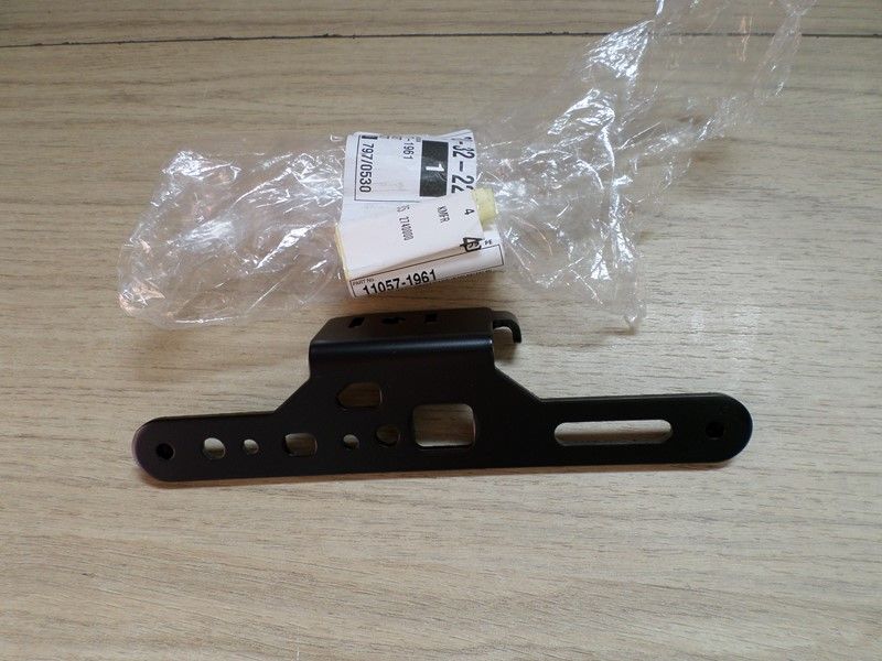 Support pare brise droit Kawasaki KLZ Versys 1000S 2021