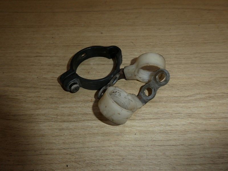 Jeu de guides câble de compteur Honda 125 XLR JD16A 1993/1999