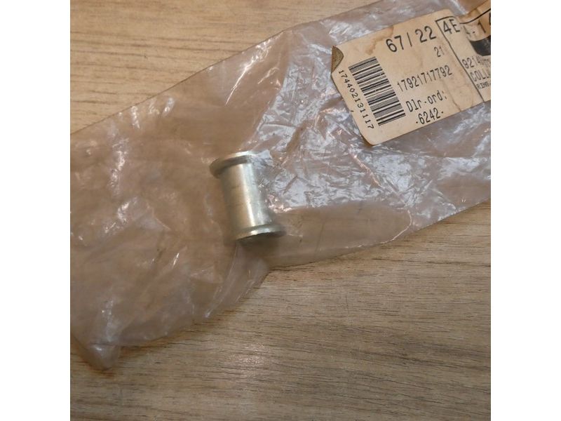 Entretoise de support moteur Kawasaki 500 GPZ 1987 à 1993 EX500A