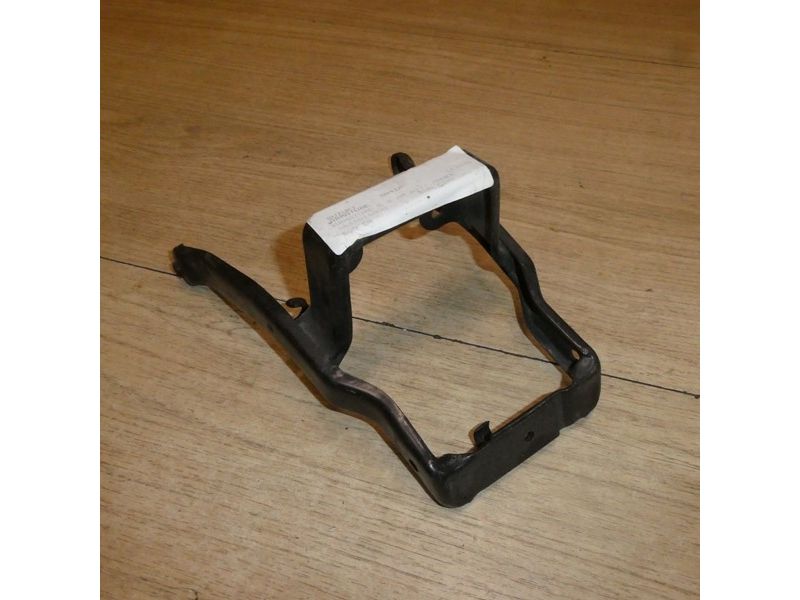 Support de garde boue arrière Suzuki DR 600 SN41A 1987 à 1989