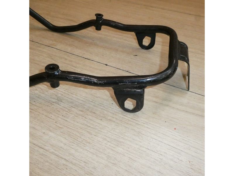 Support de garde boue arrière Suzuki 1100 GSXR GU74C 1986 à 1988