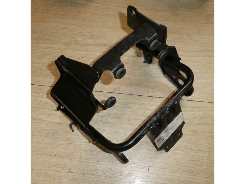 Support de garde boue arrière Suzuki GSX 1100 F GV72C 1988 à 1993