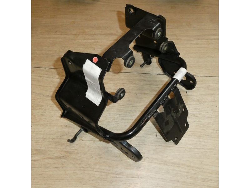 Support de garde boue arrière Suzuki GSX 1100 F GV72C 1988 à 1993