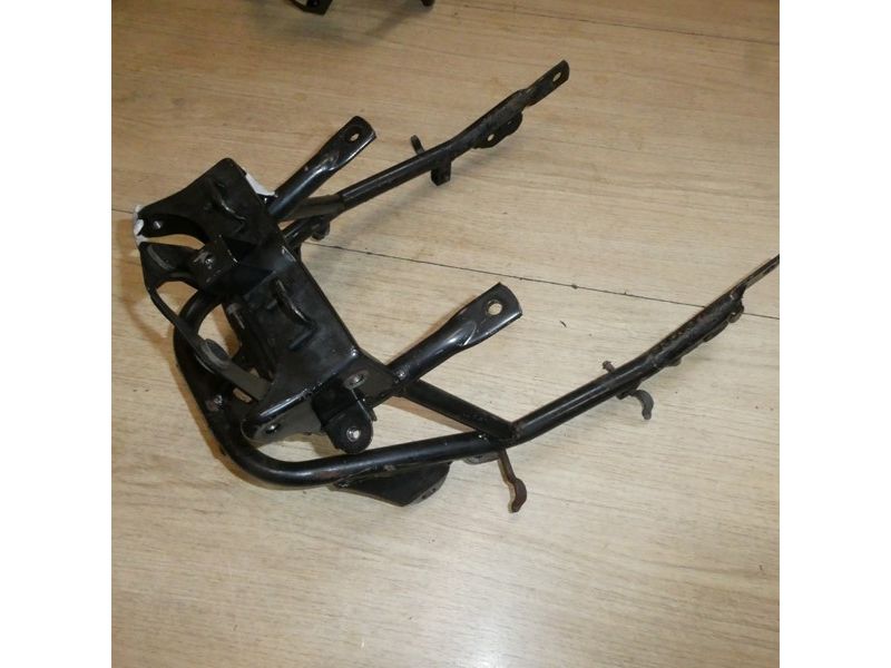 Support de garde boue arrière Suzuki GSX 750 F GR78A 1989 à 1997