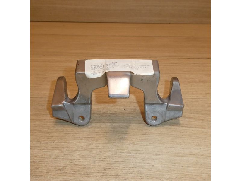 Support de phare et clignotants Yamaha FZX 750 4AM et 2JE 1987 à 1992