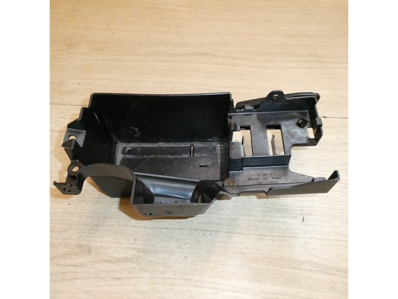 Boitier de batterie Kawasaki ER6 N 2006 à 2008