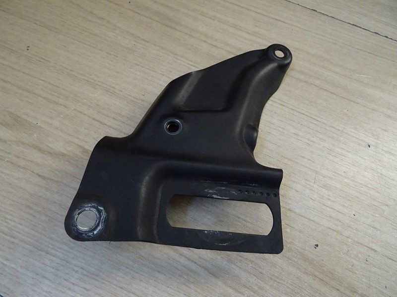 Support de garde boue Triumph
660 Trident 2021/-