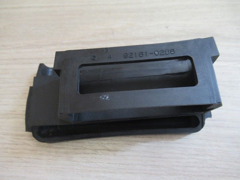 Support amortisseur de boîtier Kawasaki ZZR 1400 2006-2011 (92161-0288)