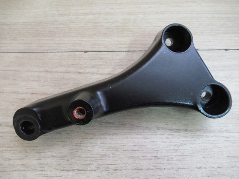 Support moteur gauche Kawasaki ZZR 1400 2006-2011 (32190-0424)