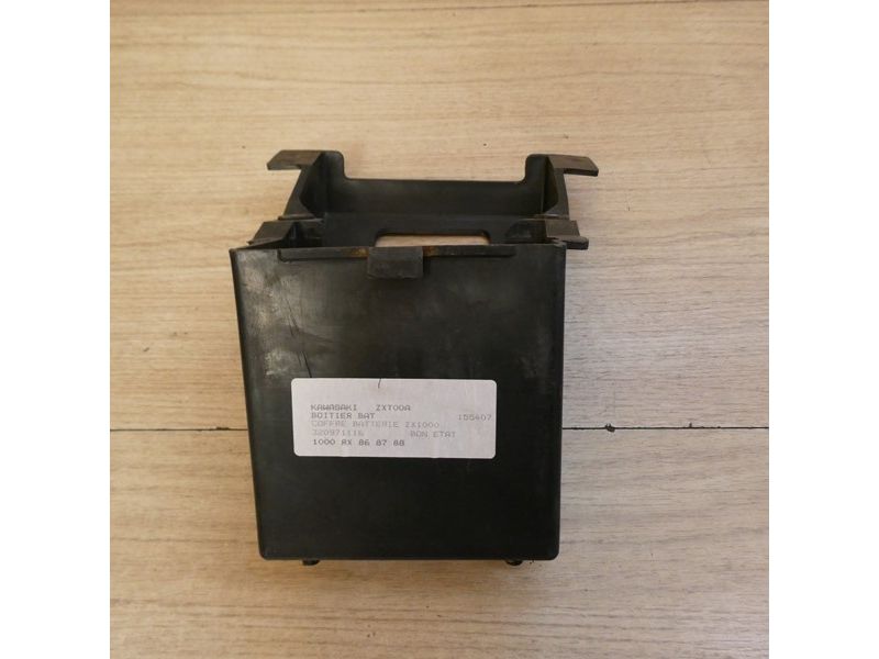 Boitier de batterie Kawasaki GPZ1000 RX 1986/1987 ZXT00A